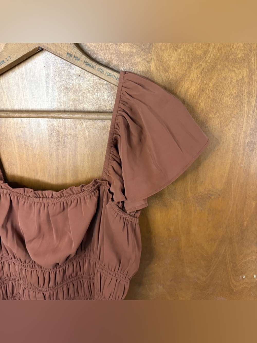 Abercrombie & Fitch Chocolate Brown Smocked Flutter Sleeve Milkmaid Top Y2K Boho - Picture 6 of 10